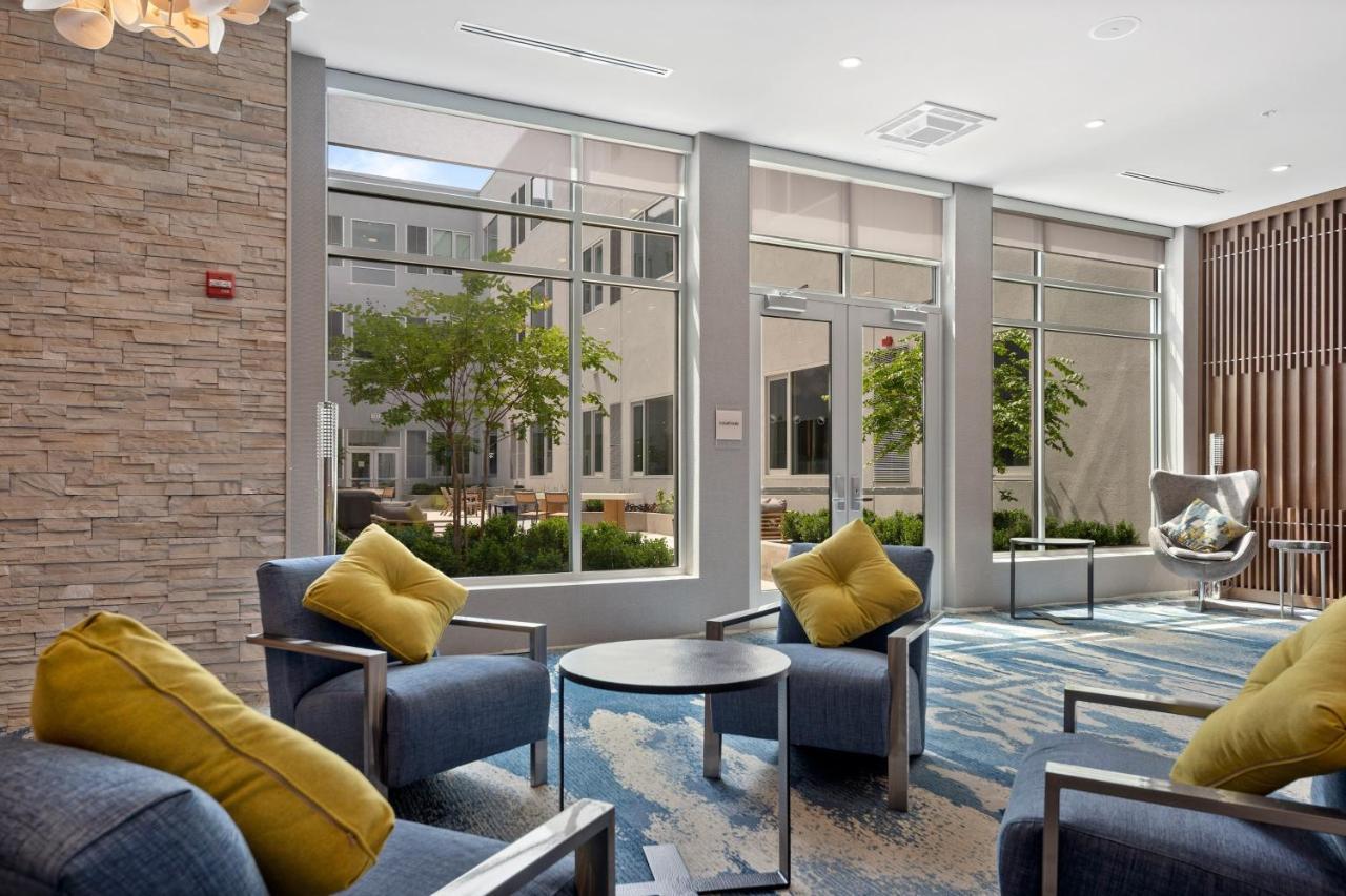 Element Hampton Peninsula Town Center Hotell Eksteriør bilde