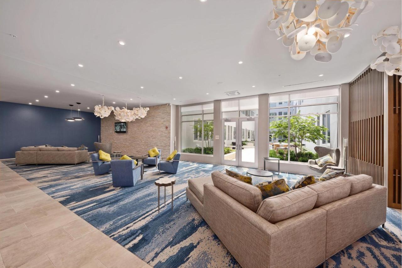 Element Hampton Peninsula Town Center Hotell Eksteriør bilde