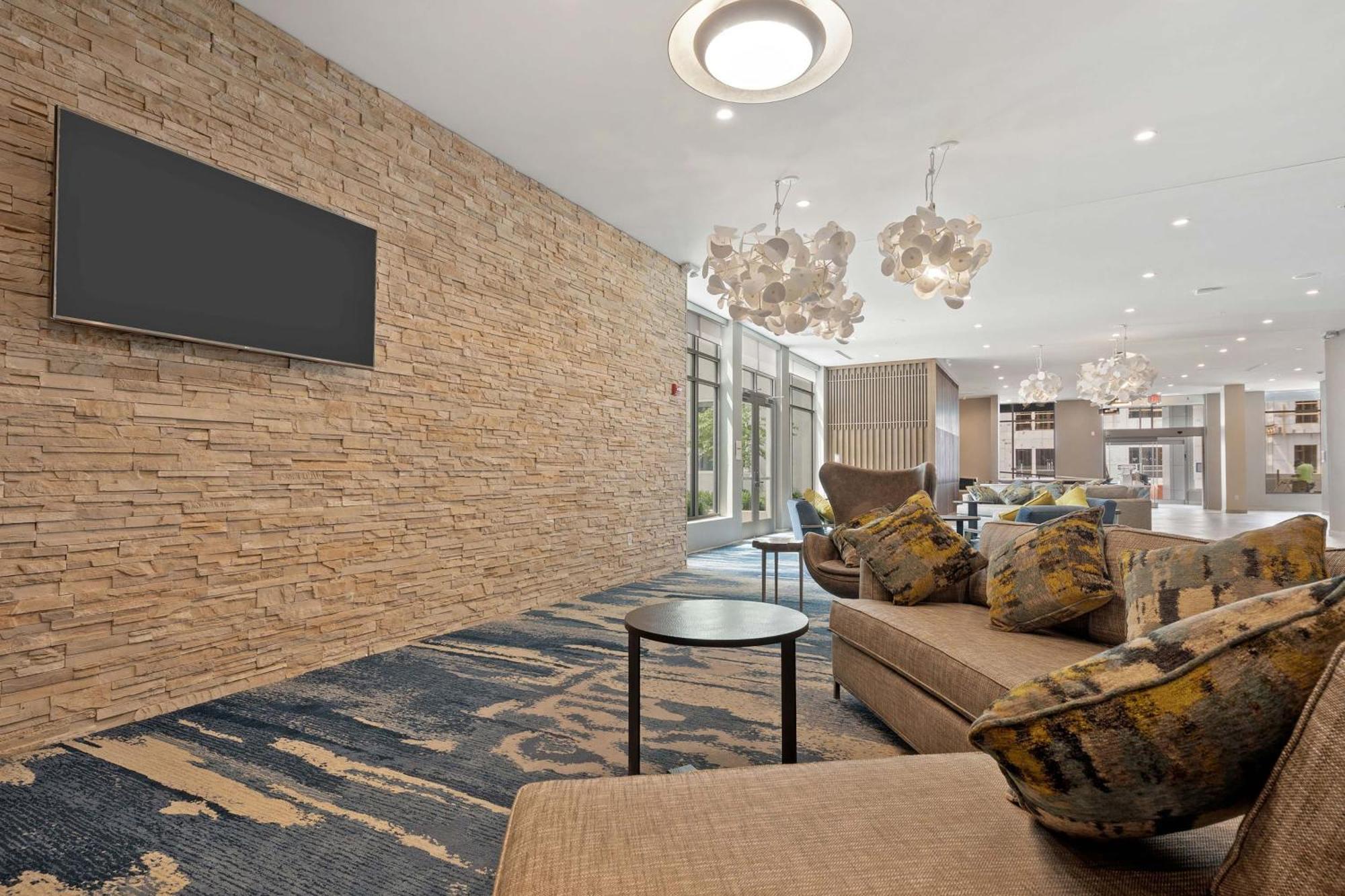 Element Hampton Peninsula Town Center Hotell Eksteriør bilde